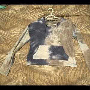 cropped hoodie